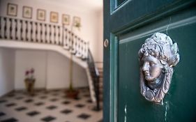 Florence Trevelyan Villa